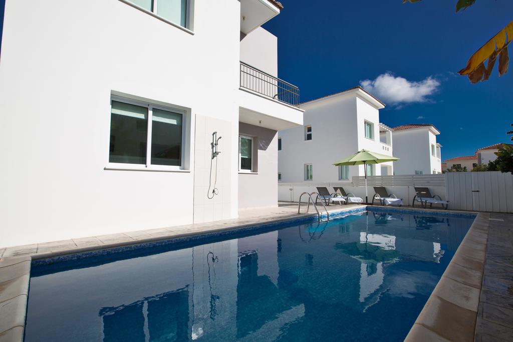 Avra Villas 帕拉利米尼 客房 照片