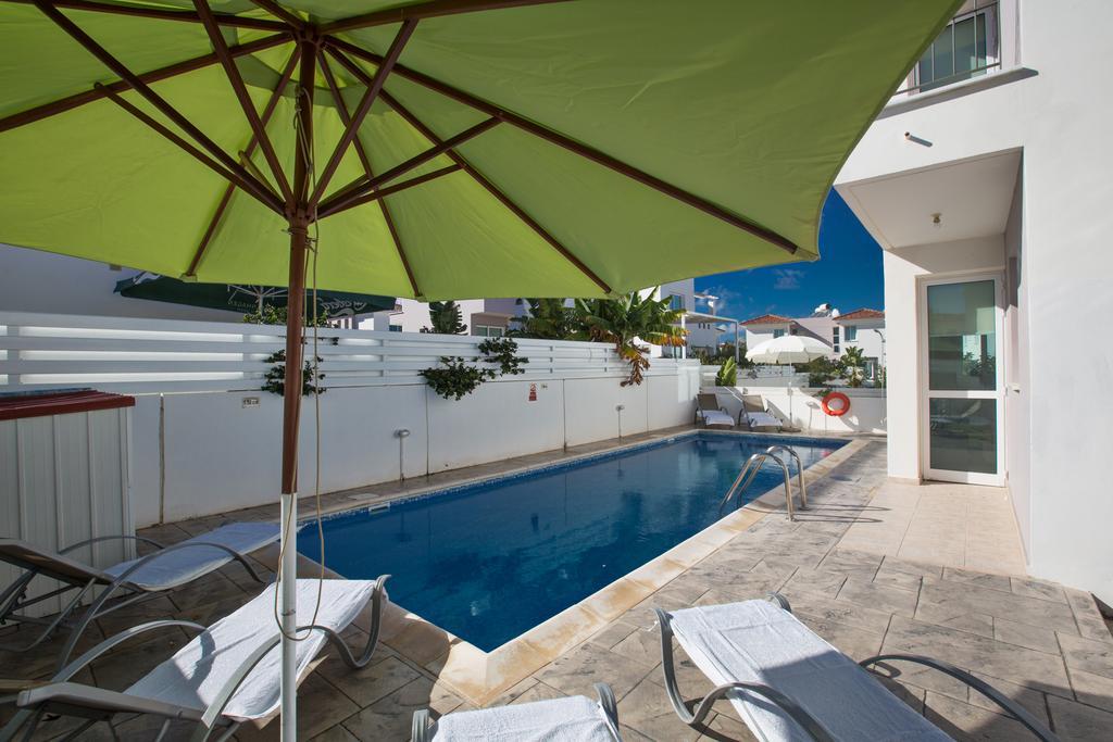 Avra Villas 帕拉利米尼 客房 照片