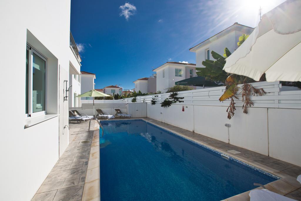 Avra Villas 帕拉利米尼 客房 照片