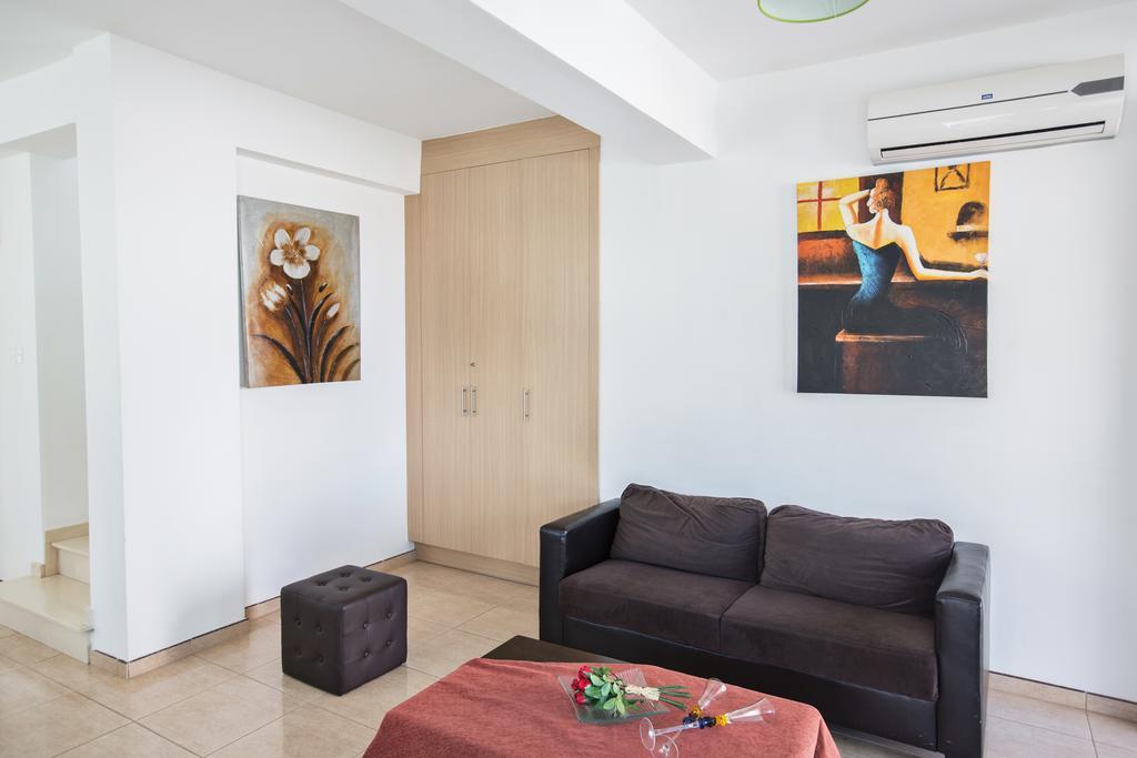 Avra Villas 帕拉利米尼 客房 照片